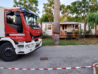 Martinsicuro - Esplosione in bungalow, 43enne trasferito a Cesena. Camping aperto e nessuna evacuazione